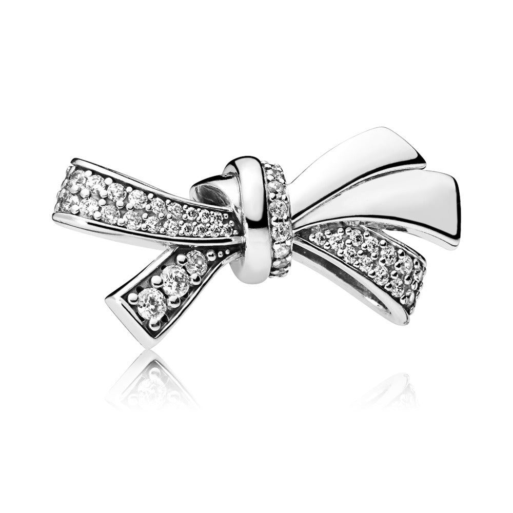 Brilliant bow hot sale bracelet pandora