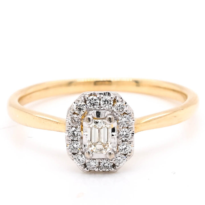 10KT Yellow Gold 0.20CTW  Emerald Cut Diamond Ring.