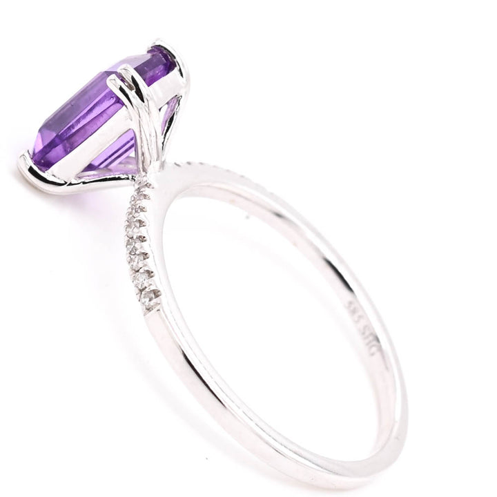 14KT White Gold Amethyst & Diamond Ring.