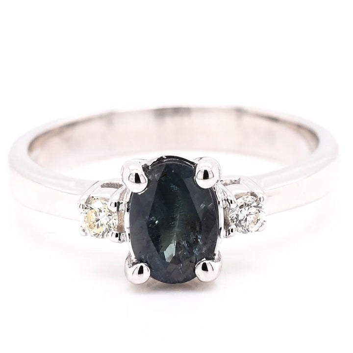 14KT White Gold 0.77CT Oval Shape Natural Alexandrite & Diamond Ring.