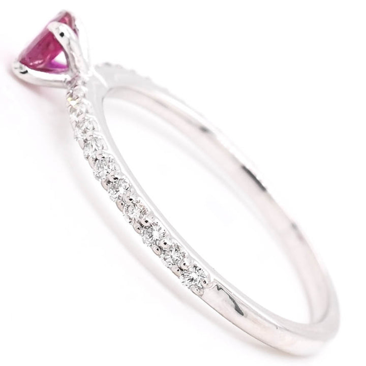 14KT White Gold 0.25CT Round Brilliant Ruby & Diamond Accent Ring.