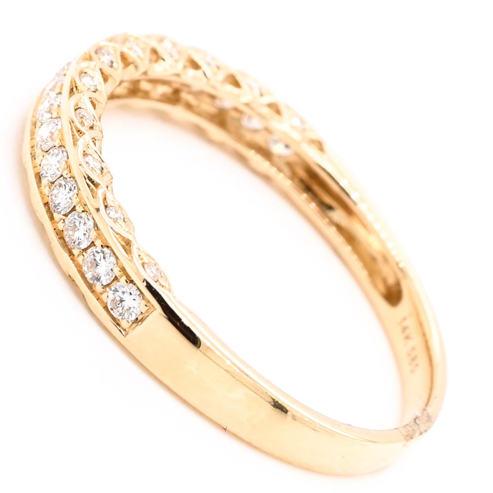 14KT Yellow Gold  0.30CTW Diamond Band.