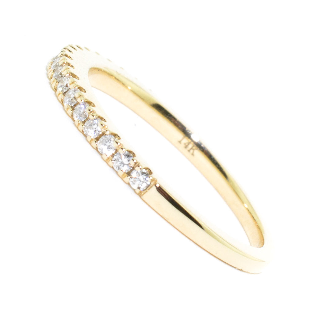 14KT Yellow Gold 0.25CTW Diamond Wedding Band.