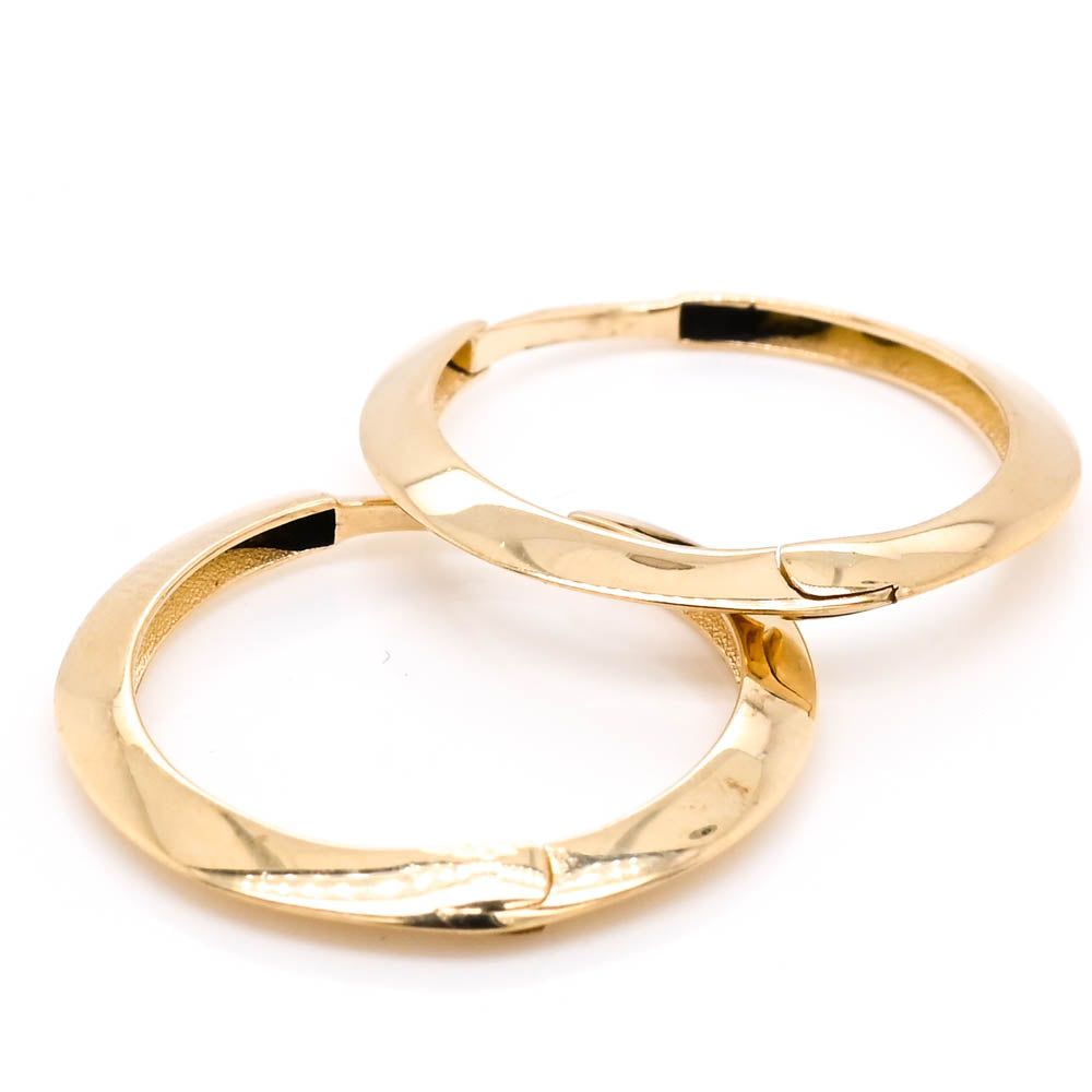 10KT Yellow Gold Huggie Earrings.