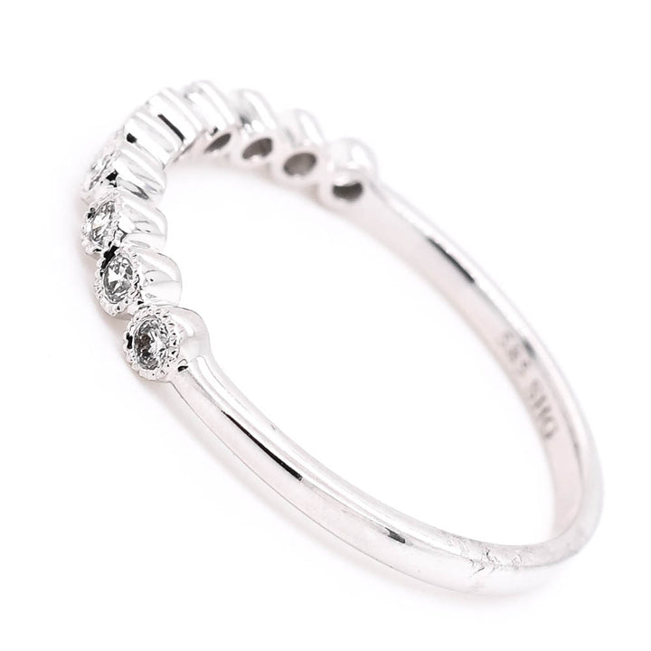 14Kt White Gold 0.15CTW Diamond Wedding Band.

Band Width: 1.4mm
Si