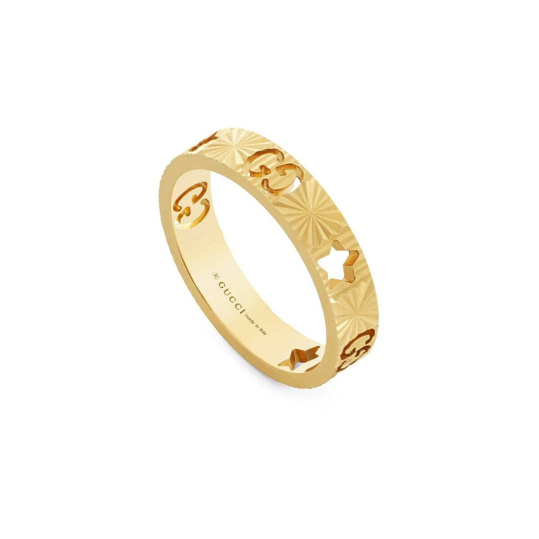 18KT Yellow Gold 4mm Iconic Star Ring.