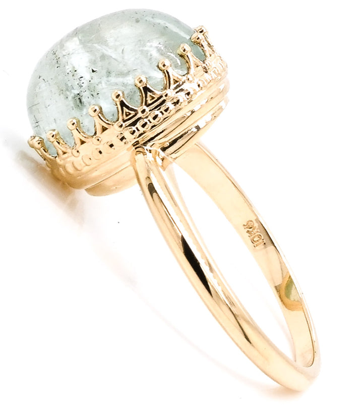 10KT Yellow Gold 7.55CT Natural Cabachon Aquamarine Ring.