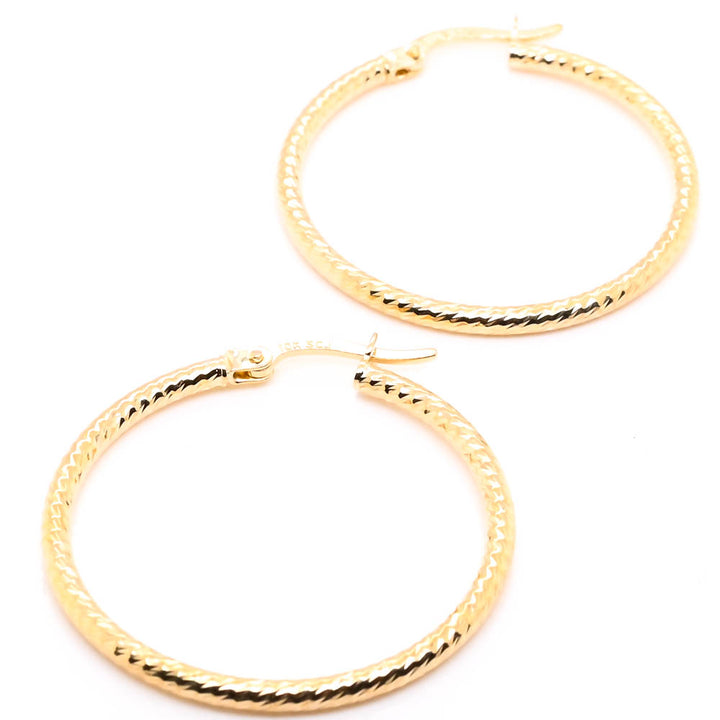 10KT Yellow Gold Medium Hoop Earrings.