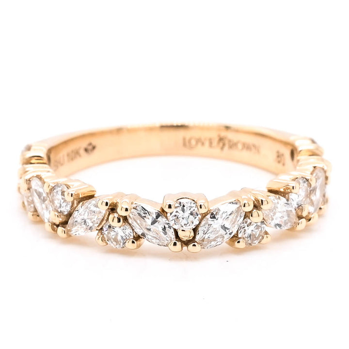 10KT Yellow Gold 1.75CTW VS2 F Colour Oval Shape Lab Grown Diamond Wedding Band.