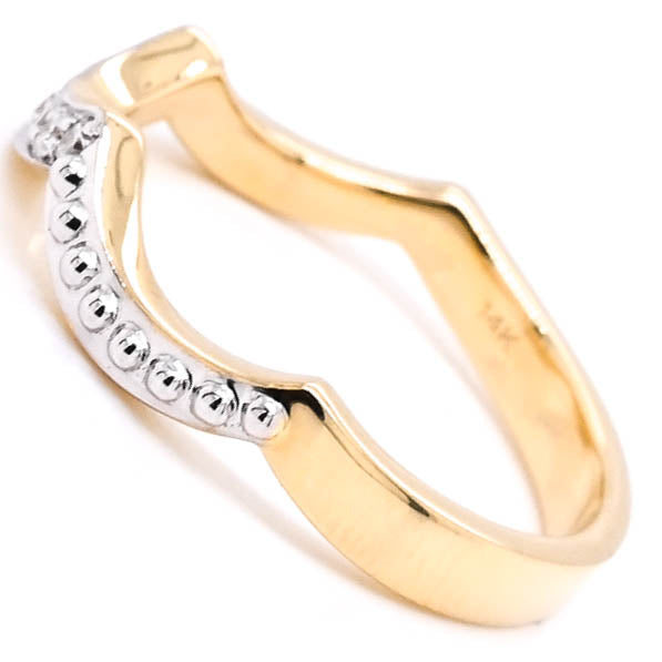 14KT Yellow Gold 0.12CTW Diamond Ring.