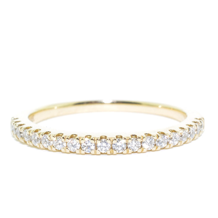 14KT Yellow Gold 0.25CTW Diamond Wedding Band.