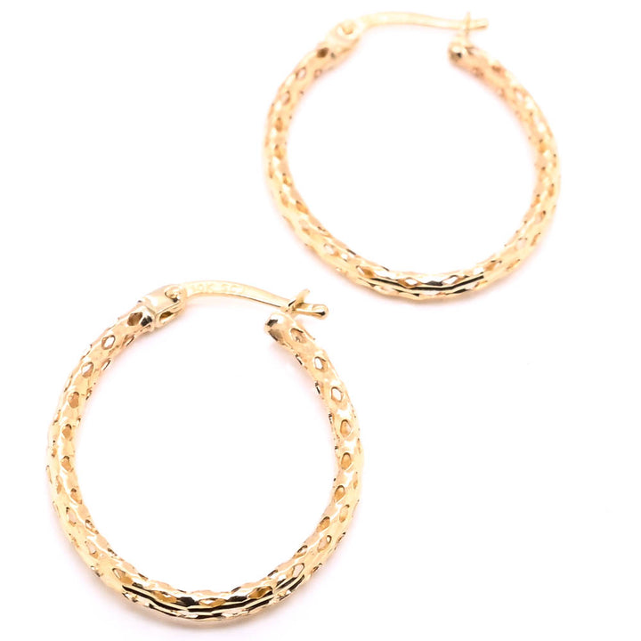 10KT Yellow Gold 20mm Oval Hoop Earrings.