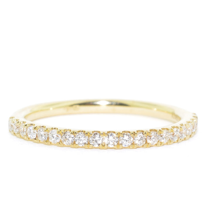 18KT Yellow Gold 0.28CTW Diamond Wedding Band.