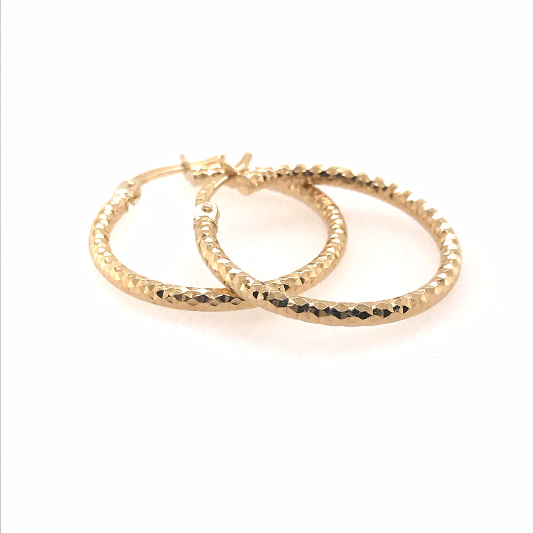 10KT Yellow Gold Medium Hoop Earrings.