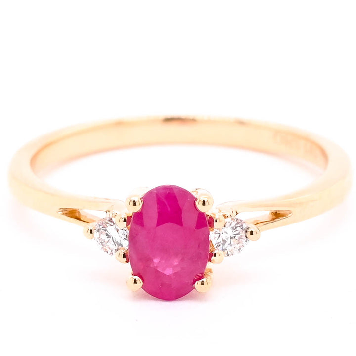 14KT Yellow Gold 0.71CT Oval Shape Ruby and Diamond Ring.