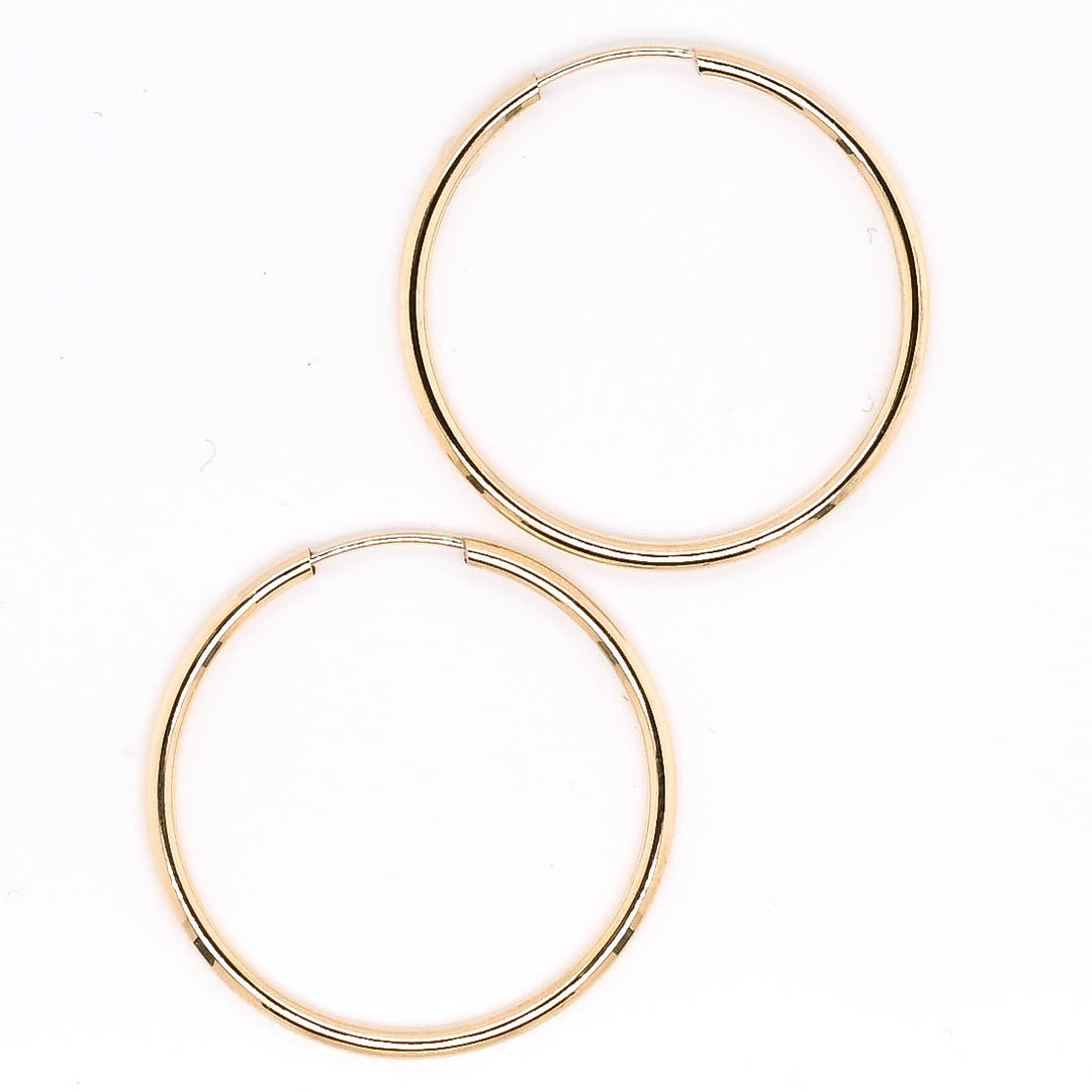 10KT Yellow Gold 24mm Hoop Earrings.