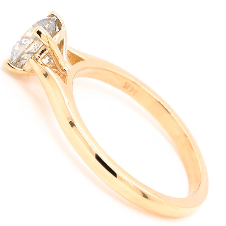 14KT Yellow Gold 1.06CTW Round Brilliant Diamond Engagement Ring.