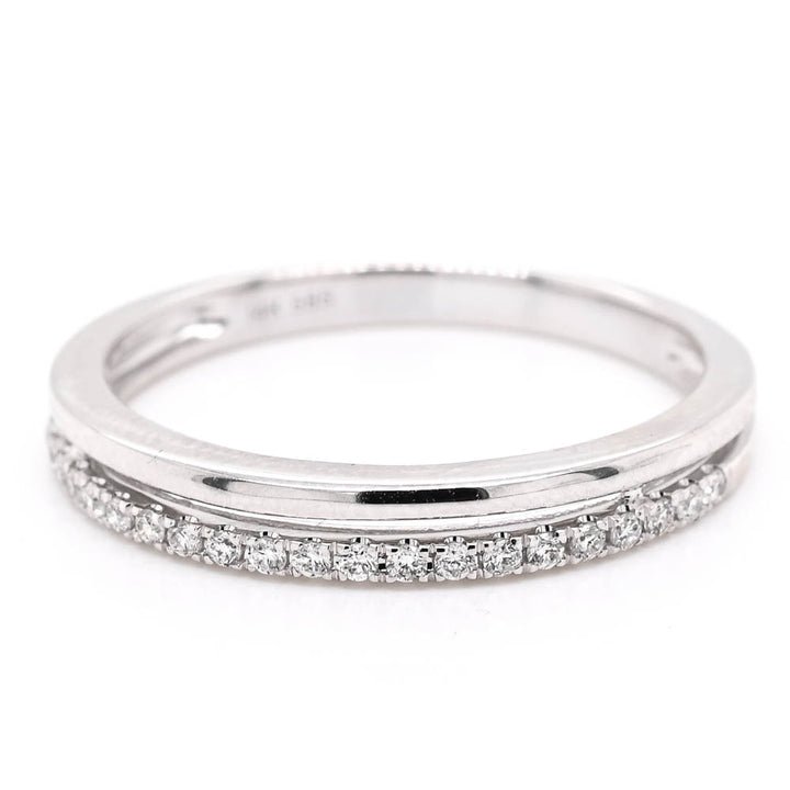 14KT White Gold 0.10CTW Diamond Wedding Band.