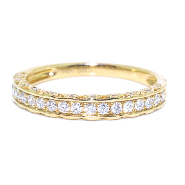 14KT Yellow Gold  0.30CTW Diamond Band.