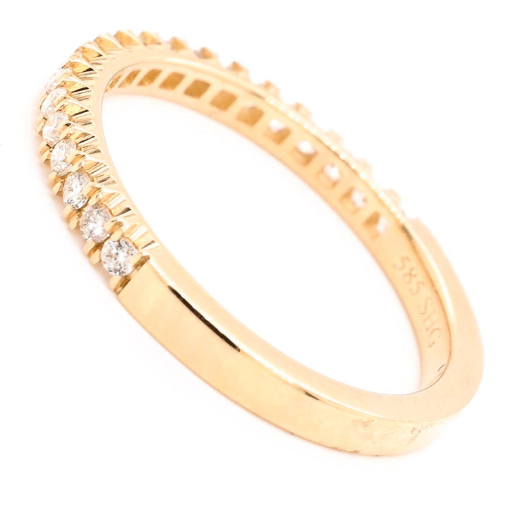 14KT Yellow Gold 0.26CTW Diamond Wedding Band.