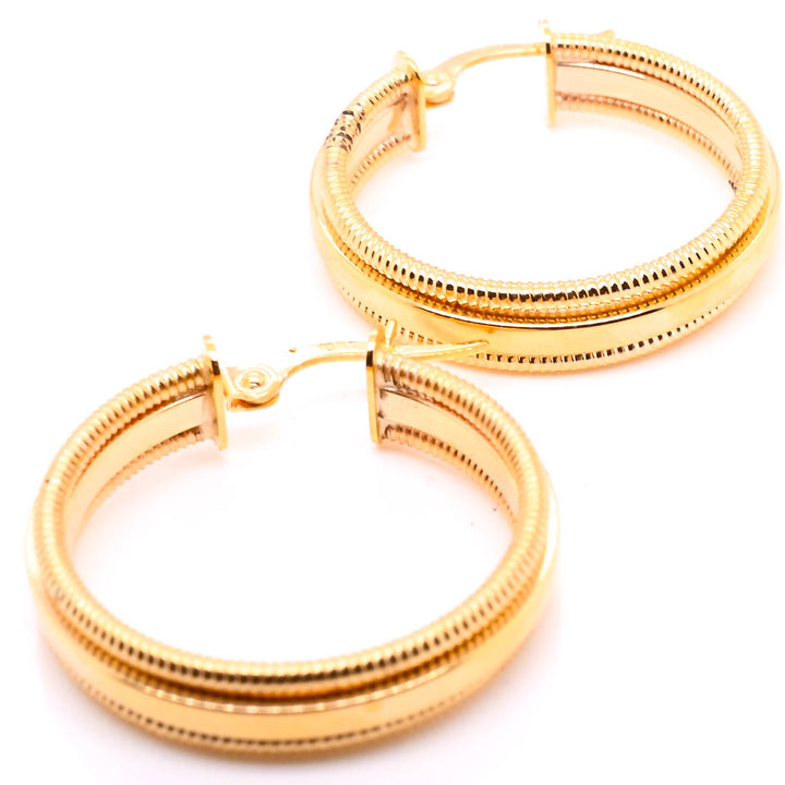 10KT Yellow Gold Small Hoop Earrings.